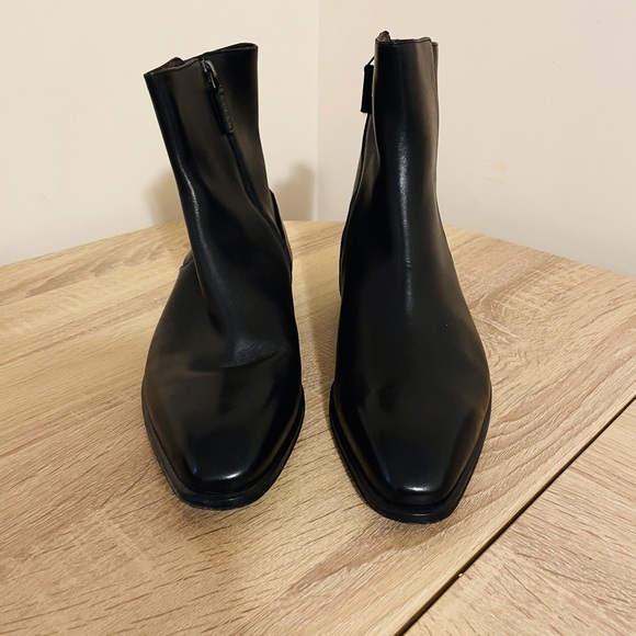 Gucci Men’s horsebit leather boots (new without tags) - Picture 5 of 8